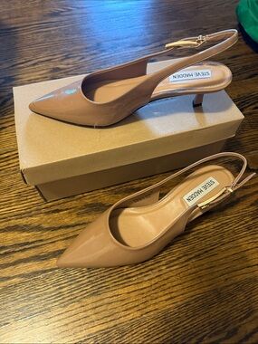 Steve Madden Patent Nude Slingback Kitten Heels